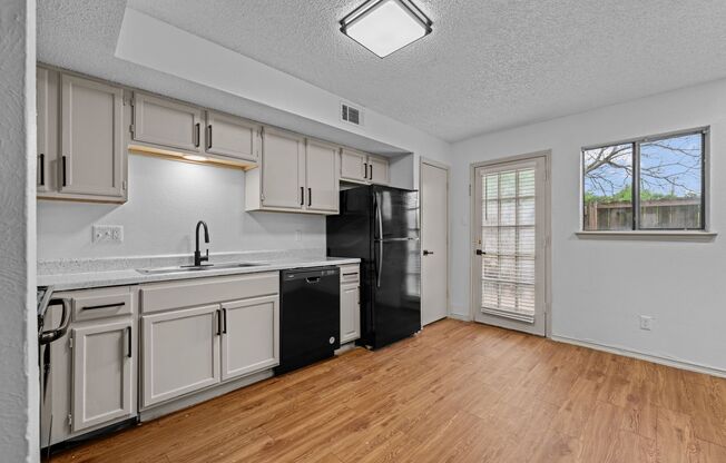 2 beds, 1.5 baths, 1,053 sqft, $1,475, Unit A-02