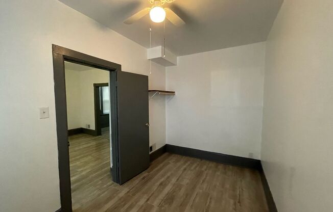 2 beds, 1 bath, 2 sqft, $795