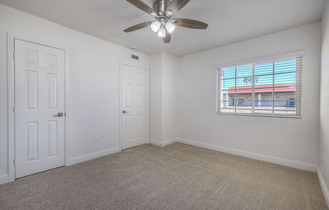 3 beds, 1.5 baths, 1,250 sqft, $2,995