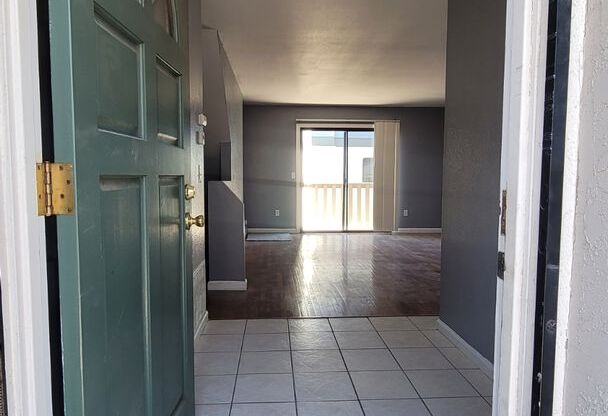 2 beds, 1.5 baths, $2,500, Unit STE 212