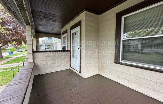 Spacious 3 Bedroom Townhome for Rent in Rochester NY!