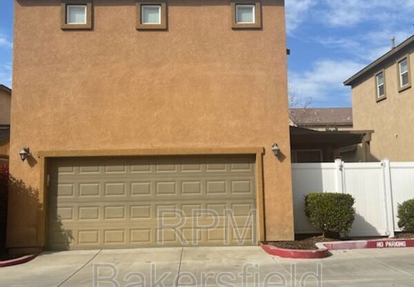 8204 PEACHPIT LN