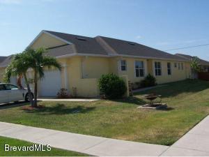 2 beds, 2 baths, $2,450