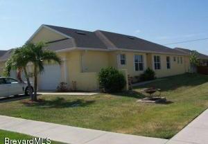 2 beds, 2 baths, $2,450