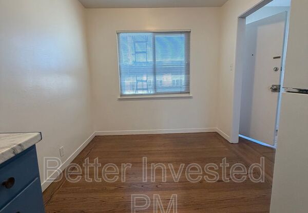 2400 39 AVE