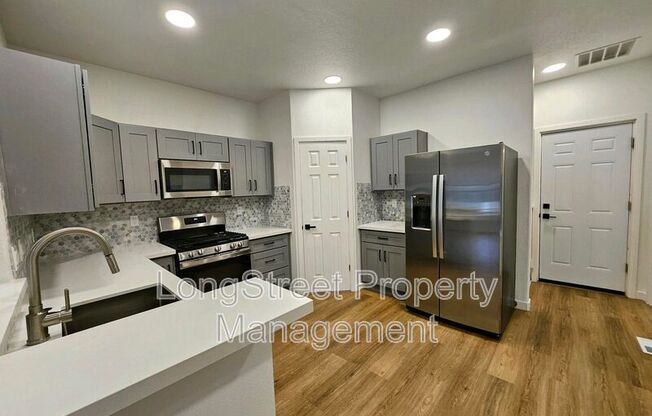 11987 SW HORIZON BLVD