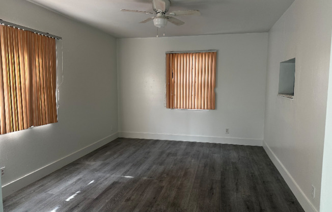 1101 SW 74 AVE