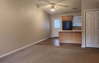 2 beds, 2 baths, $900