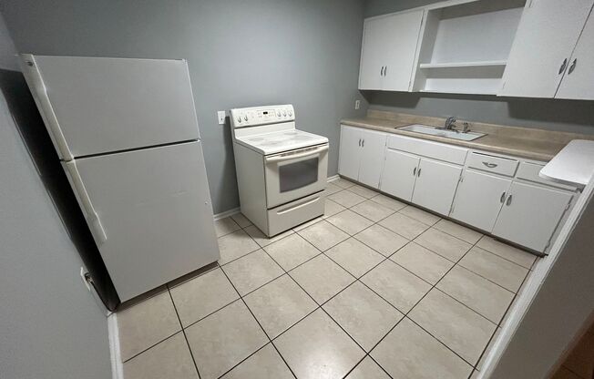 1 bed, 1 bath, 550 sqft, $1,445, Unit 4