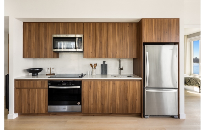 2 beds, 2 baths, $8,475, Unit 2101S