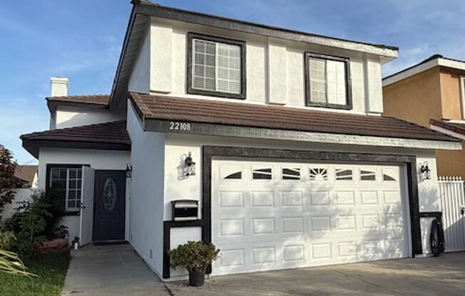 Renovated detached home in Hawaiian Gardens