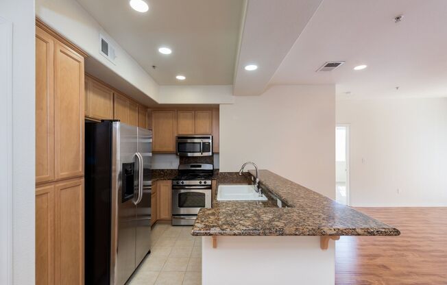 2 beds, 2.5 baths, 1,207 sqft, $3,100, Unit 8714-200
