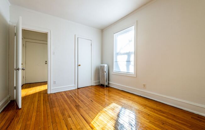 7941 S Marquette