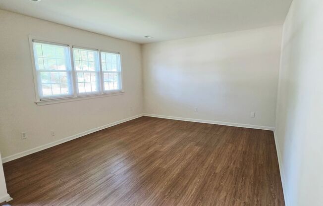 4 Bed House Ready For a New Tenant