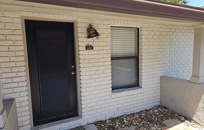 1 Bed 1 Bath Near Downtown