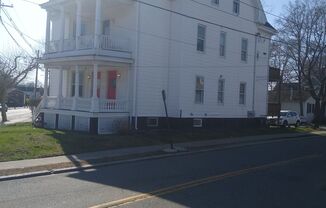 986 Smith St, Providence
