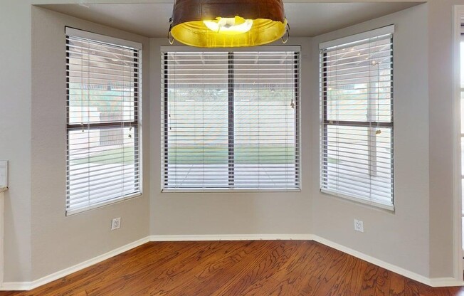 11638 N 109 ST