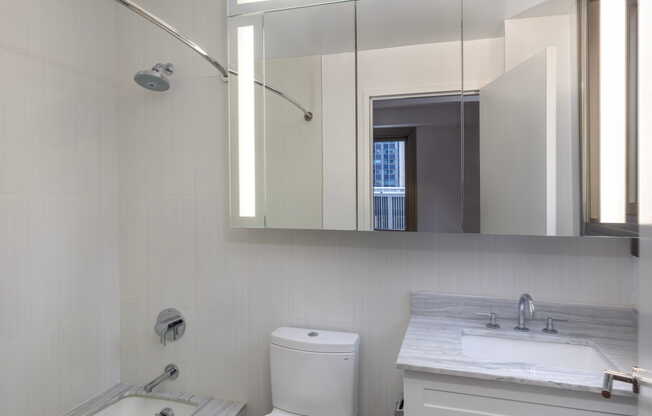 2 beds, 2.5 baths, $10,000, Unit 7J