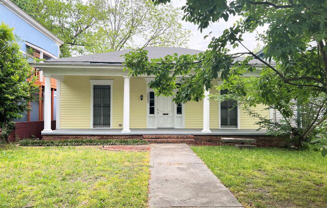 1003 Walnut St