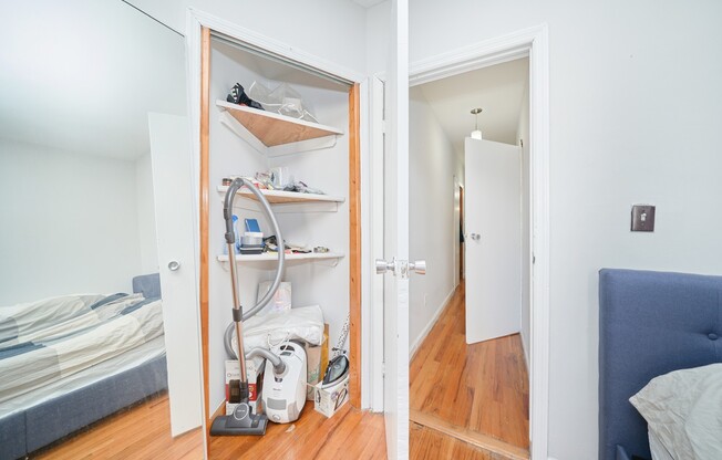456 9 AVE