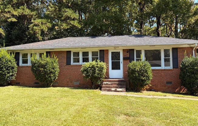 Spacious 3 bedroom 2 bathroom house