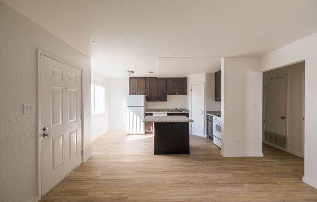 1 bed, 1 bath, 650 sqft, $1,899, Unit 114