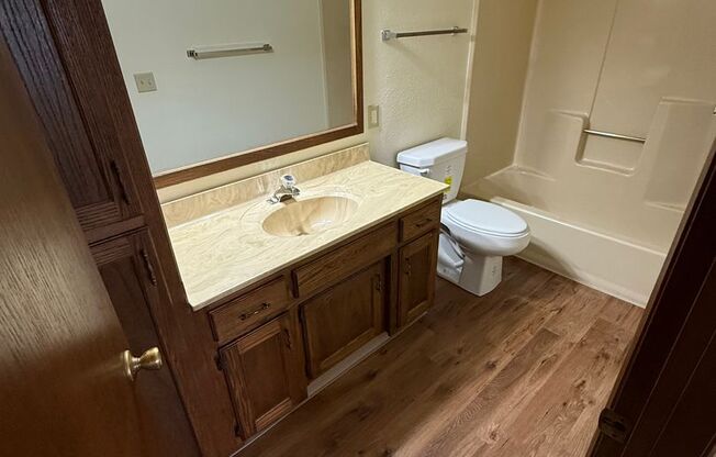 2 beds, 2 baths, 1,034 sqft, $1,249, Unit 1901-065