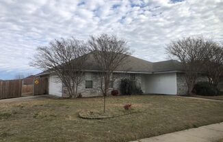 3 beds, 2 baths, $1,595