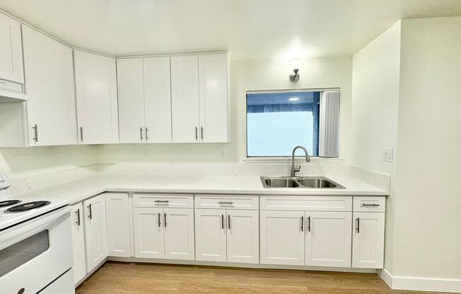 13101 Benton St.