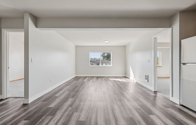 2 beds, 2 baths, 951 sqft, $1,795, Unit 901-2F