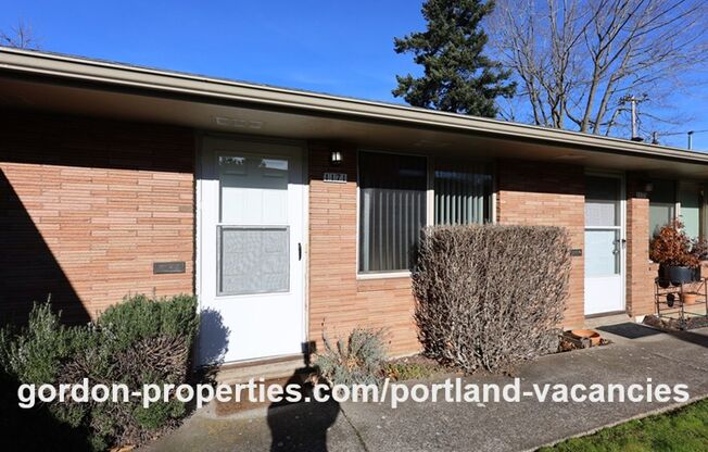 NE 65th Ave - North Tabor single level 1 bedroom apartment