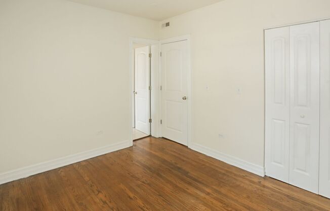2 beds, 1 bath, 854 sqft, $2,750, Unit 3816S-1E