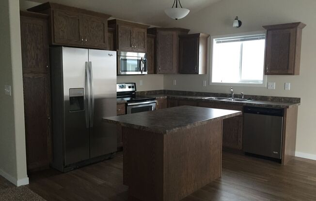 3 beds, 2 baths, $1,995