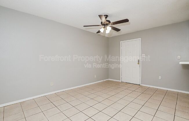 820 W OLMOS