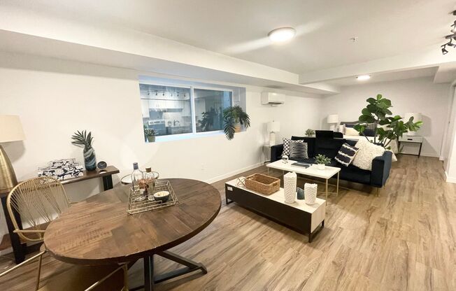 Studio, 1 bath, 575 sqft, $1,345, Unit Hamrick B03