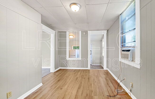 1709 W. Gaulbert Ave.