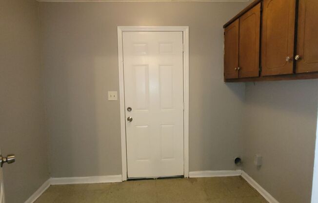 2 beds, 1 bath, $850