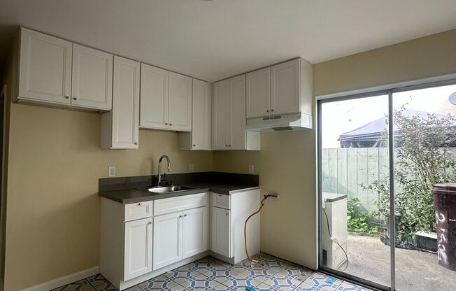 Introducing A Newly Renovated Apartment