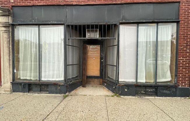 3440 W FULLERTON