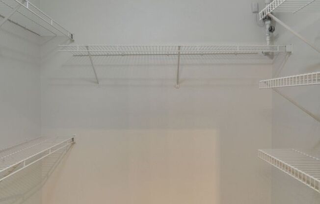 2 beds, 2 baths, 1,060 sqft, $2,050, Unit F106