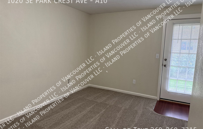 1020 SE PARKCREST