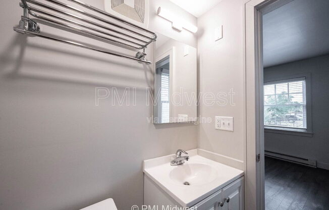 Studio, 1 bath, 318 sqft, $849, Unit 102