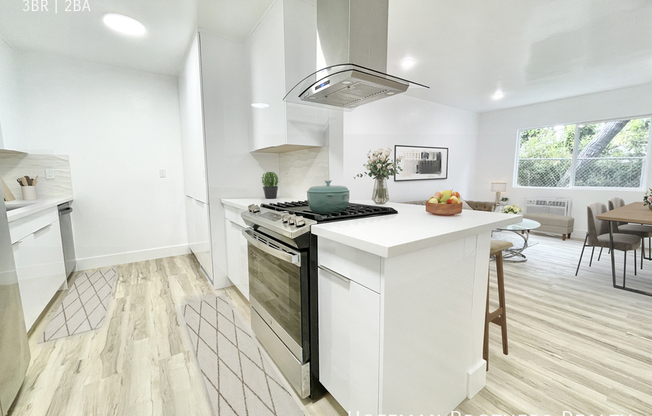 634 FLOWER AVE