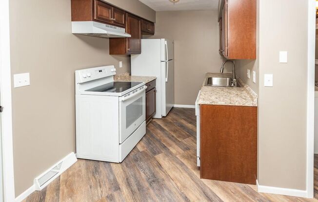 2 beds, 1.5 baths, 1,100 sqft, $1,355, Unit 40-1740