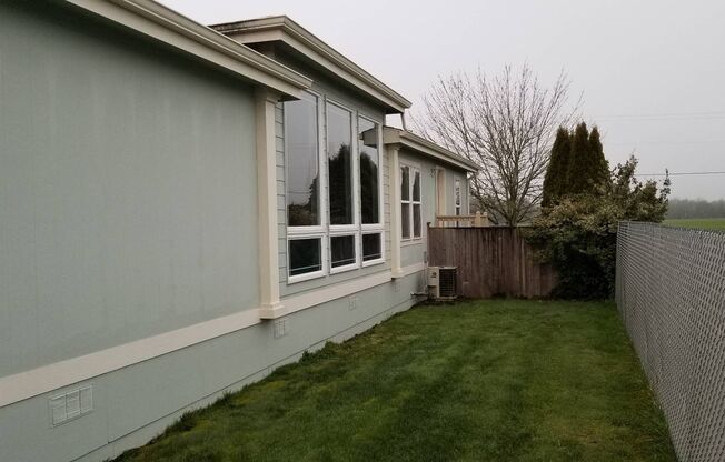 3 beds, 2 baths, 1,344 sqft, $2,495, Unit 33188-01