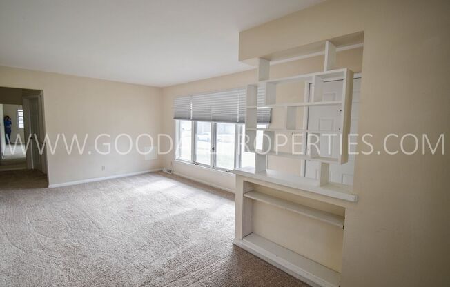 3 beds, 1 bath, $1,625