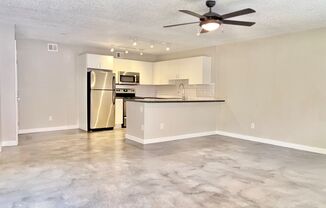 2 beds, 2 baths, 1,050 sqft, $1,895, Unit 26