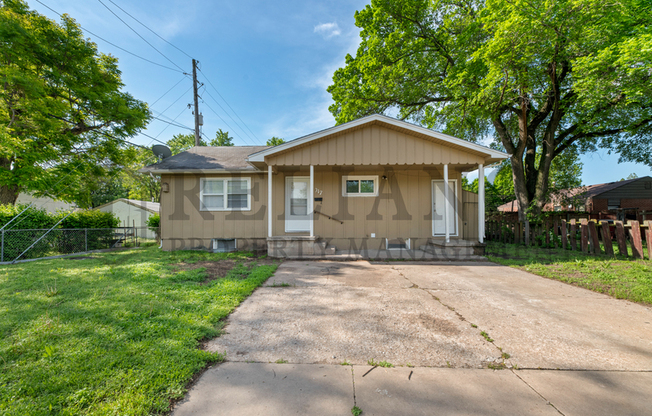 317 W KINKA