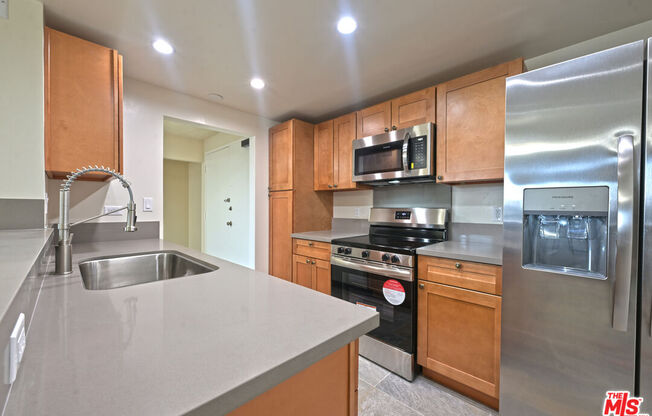 2 beds, 2 baths, 1,340 sqft, $4,395, Unit 714