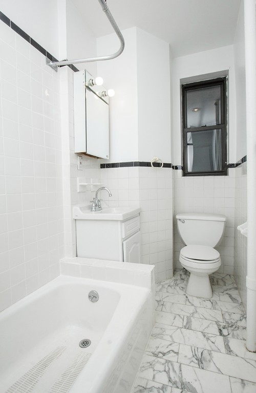 157 E 89 ST